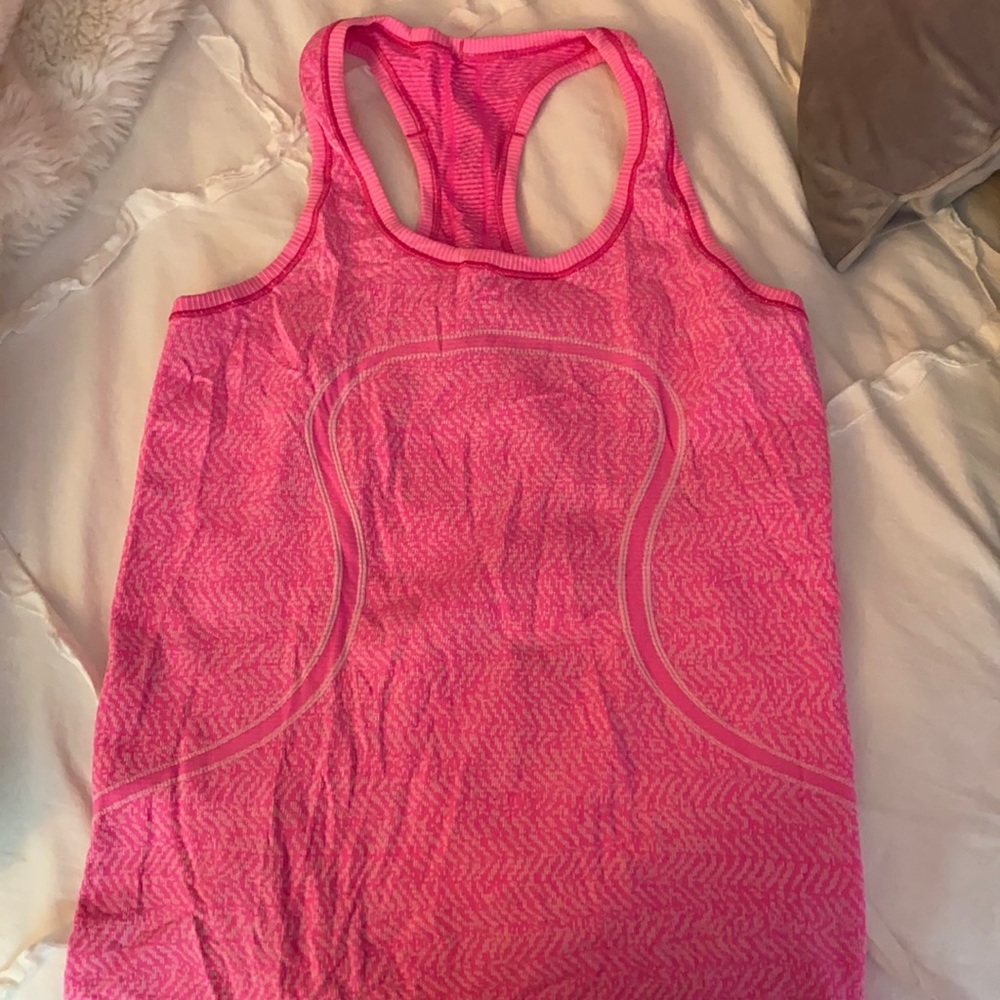Lululemon swiftly tech tank in pink